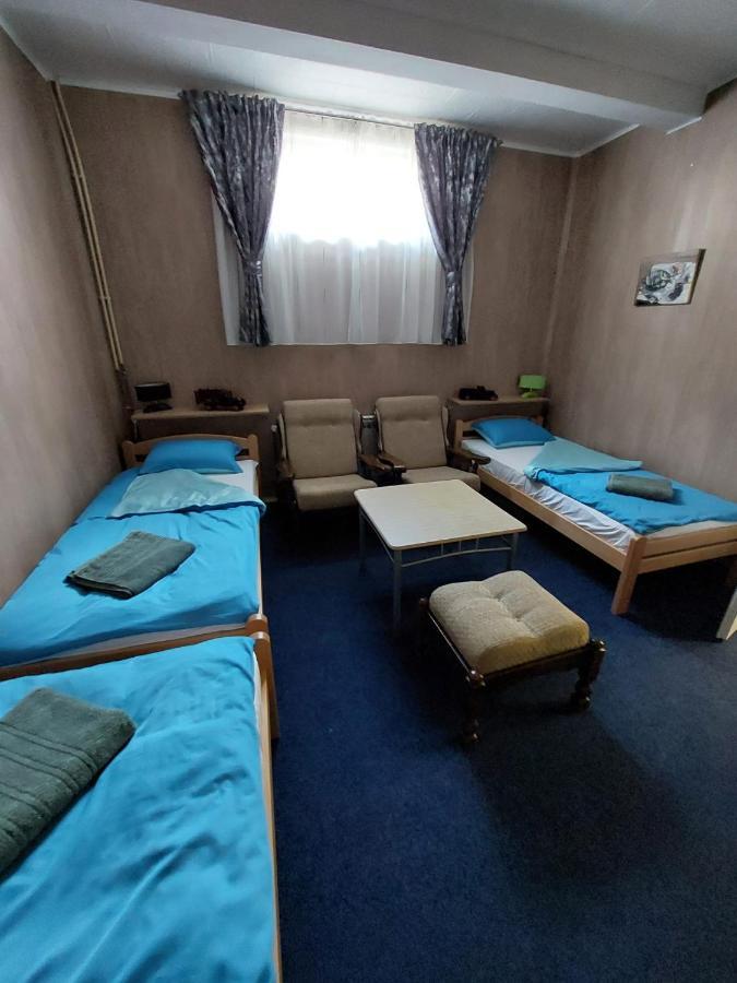 Hostel Suzzzy Novska Екстериор снимка