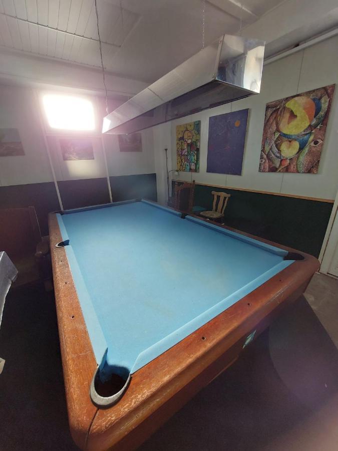Hostel Suzzzy Novska Екстериор снимка