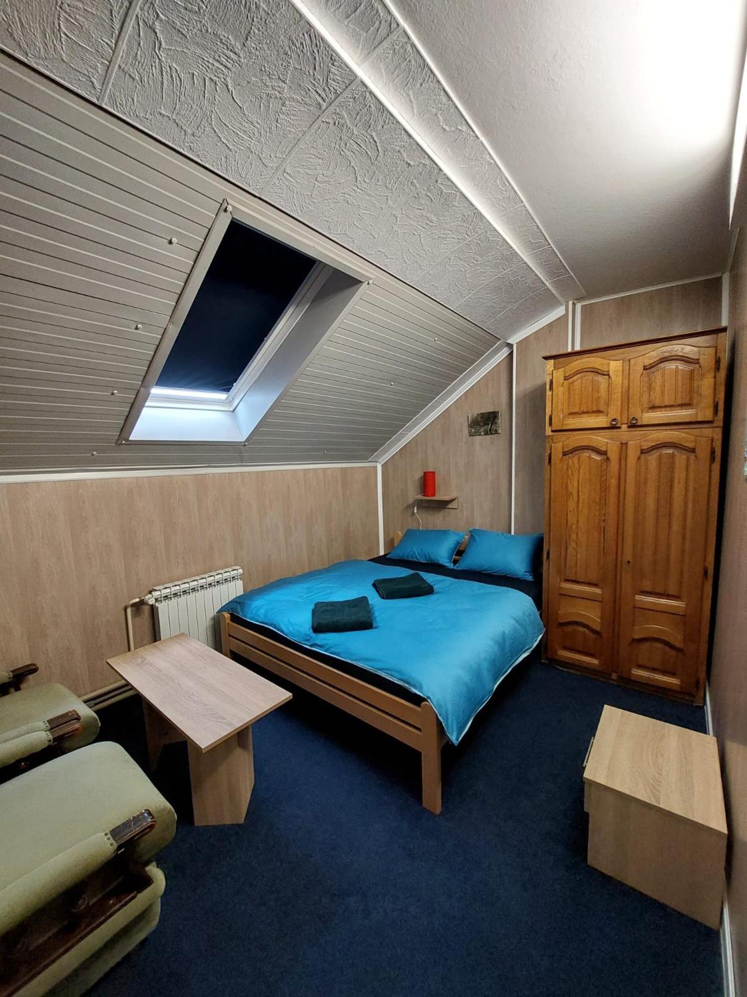 Hostel Suzzzy Novska Екстериор снимка